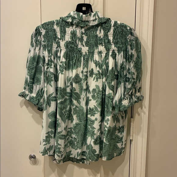 Avara Top - Picture 2 of 11